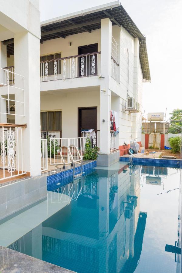 Marine Studios By Le Pension Stays Marmagao Bagian luar foto