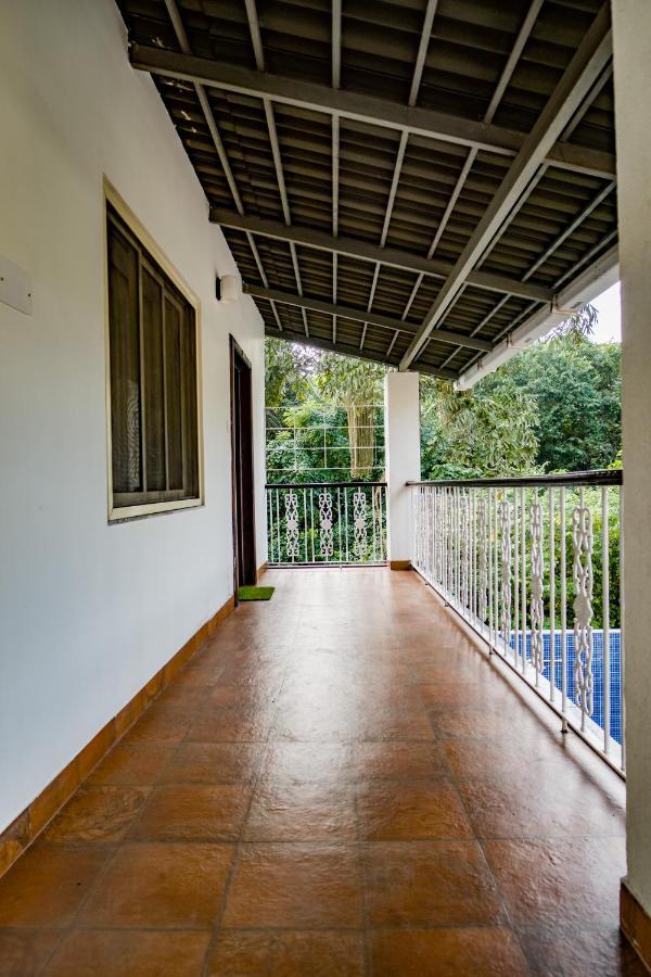 Marine Studios By Le Pension Stays Marmagao Bagian luar foto